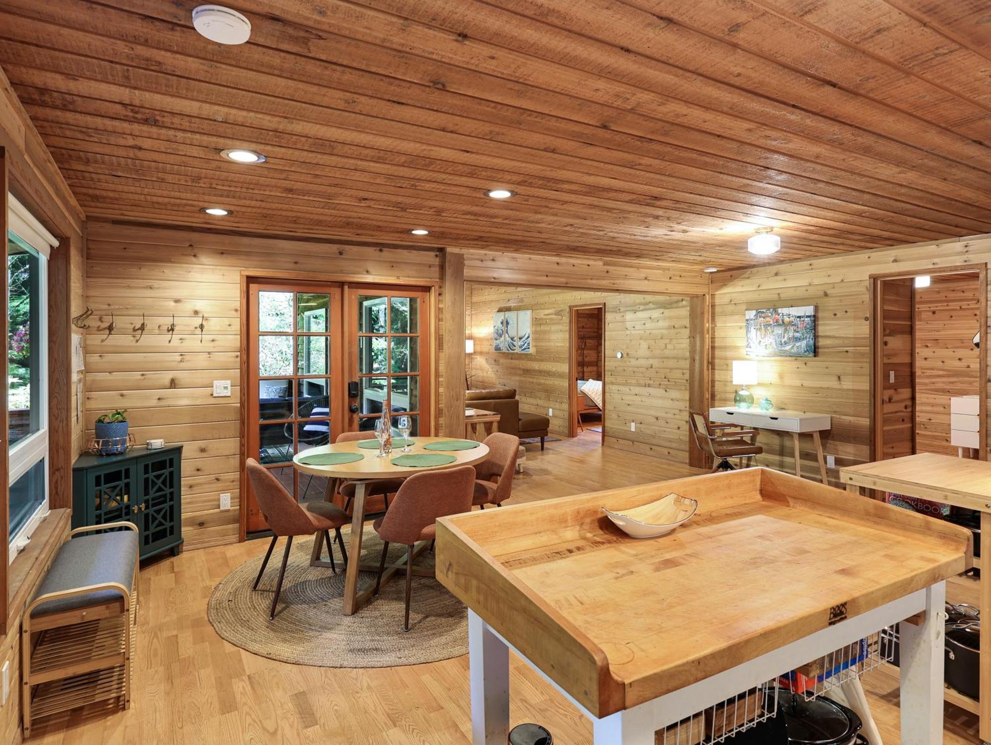 Woods Waves: Luxury Coast Cabin King Beds Pets Тілламук Екстер'єр фото